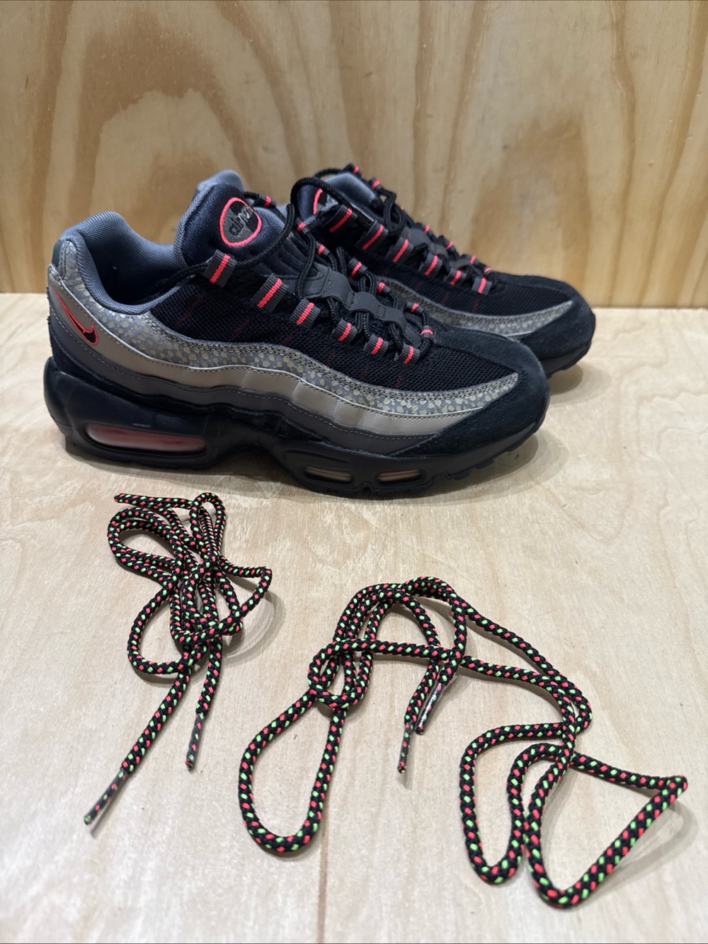 Nike Air Max 95 PRM Safari Ash Black Grey Red 538416-006 Shoes Men's Size 8